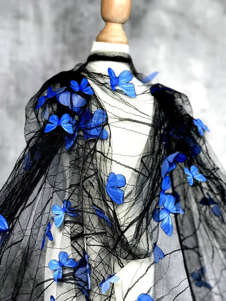 Tissu en maille de dentelle de fleur de papillon 3D bleu transparent noir