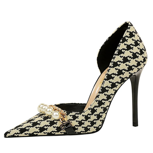 Black & white Women's Pumps, Metal Chain High-heels Stilettos