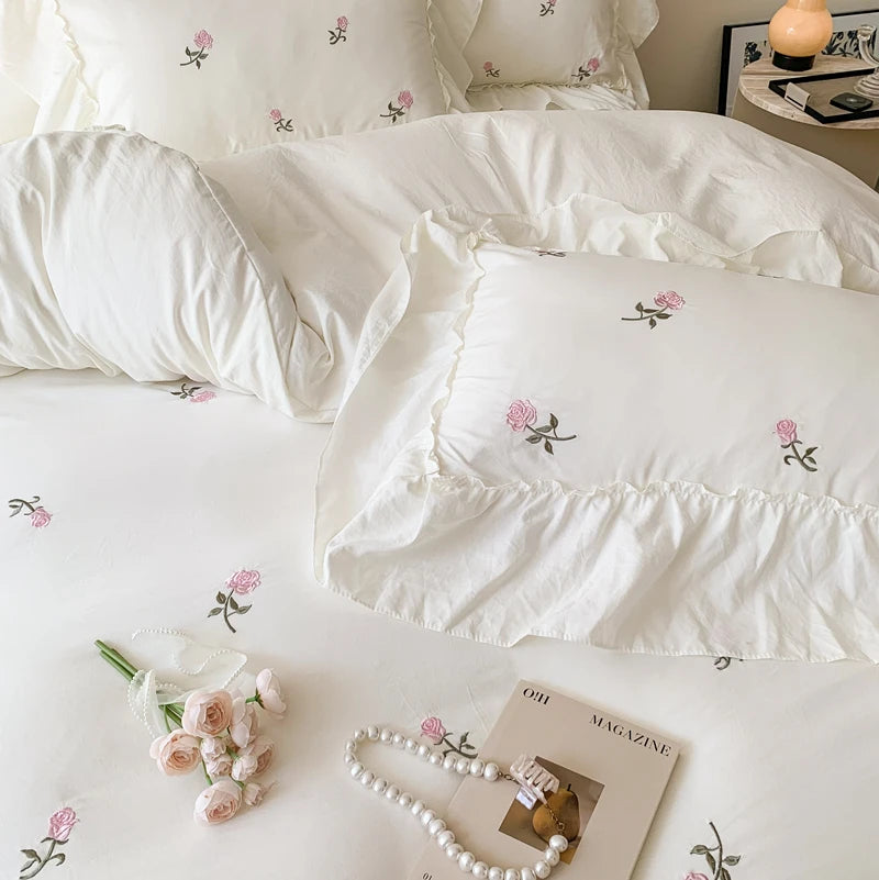 3pcs Rose Embroidered Duvet Cover Set (1*Duvet Cover + 2*Pillowcase, Without Core)