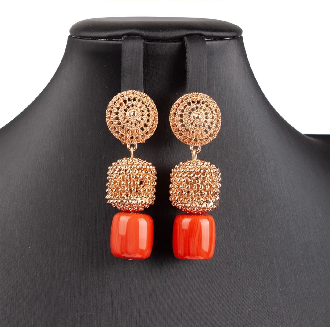 Triple layer Imitation coral statement necklace, bracelet and earrings set