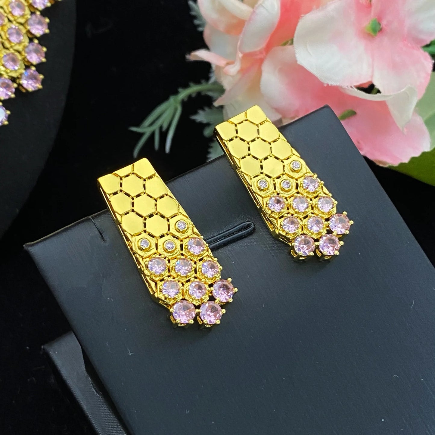 Timeless Elegant Jewelry Set 4-Piece Zirconia Necklace Earrings Bracelet Ring Plated